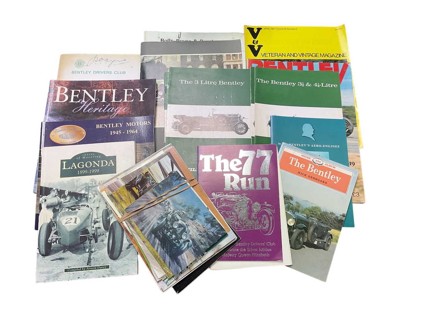 Lot 157 - Group of Bentley related books, cards and related items