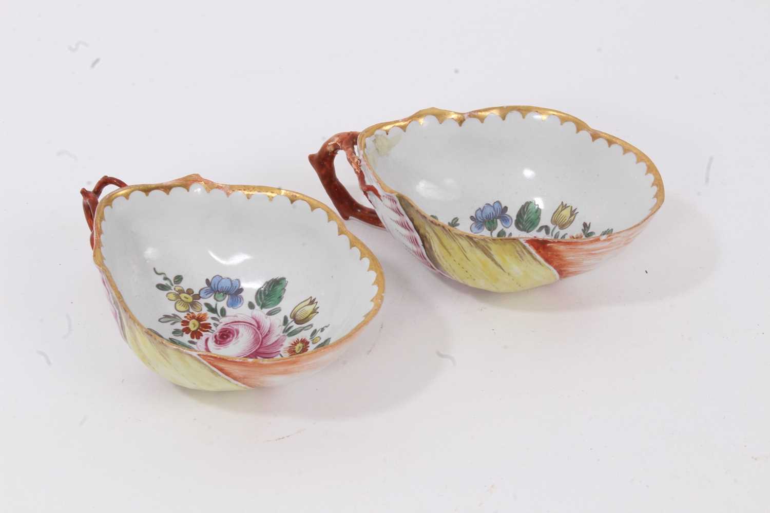 Lot 23 - Pair of shell shaped cups