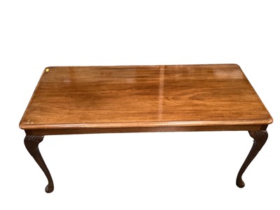 Lot 1223 - Good quality mahogany rectangular coffee table on carved and cabriole legs, 114cm x 52cm