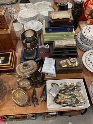 Lot 436 - Collection of silverplated wares, including flatware