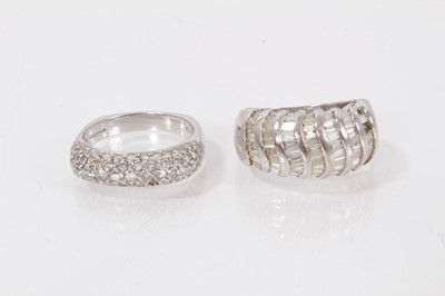 Lot 396 - Two 18ct white gold diamond dress rings