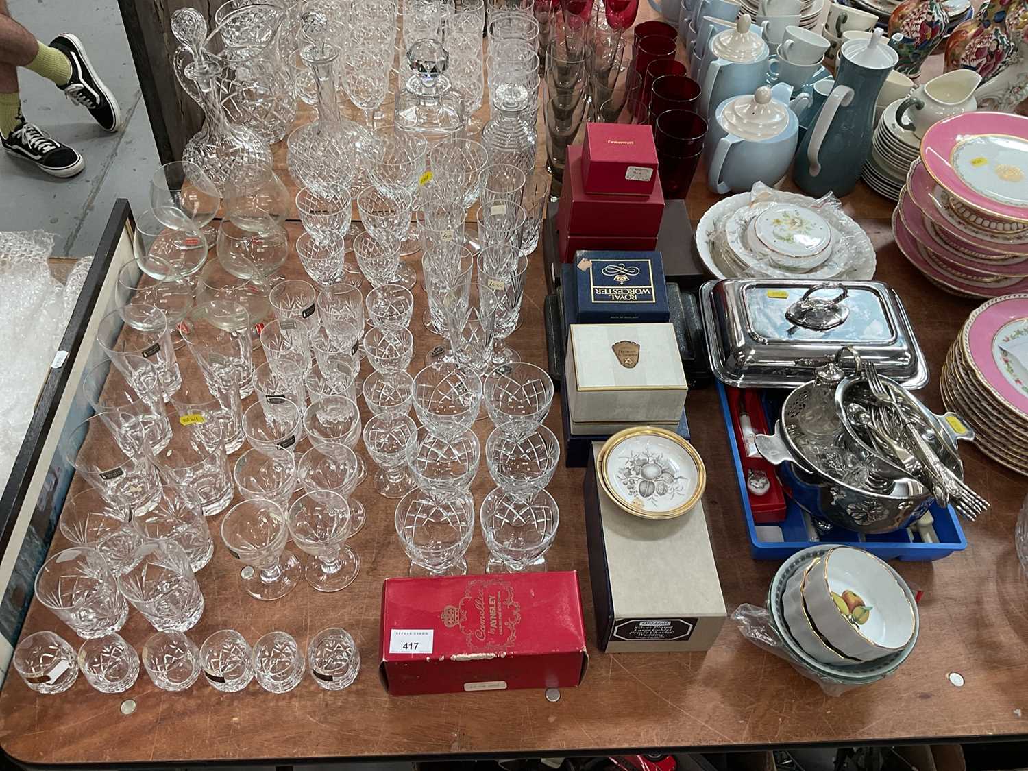 Lot 417 - Quantity of cut glass to include six Whitefriars cut glass tumblers, Royal Brierly champagne flutes, etc, together with, decorative china and sundries.