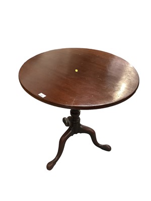 Lot 1381 - George III mahogany tilt-top wine table