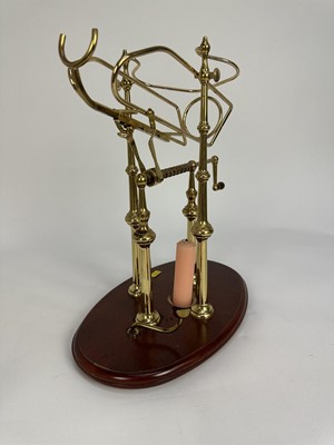 Lot 36 - Good quality French brass and mahogany decanting cradle
