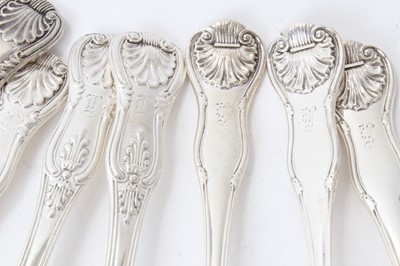 Lot 192 - Selection of silver Kings pattern flatware