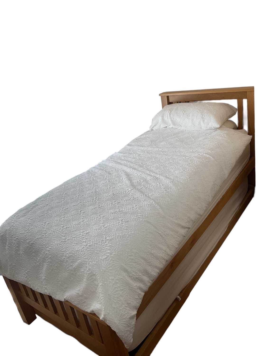 Lot 1314 - Light oak single bed with two mattresses