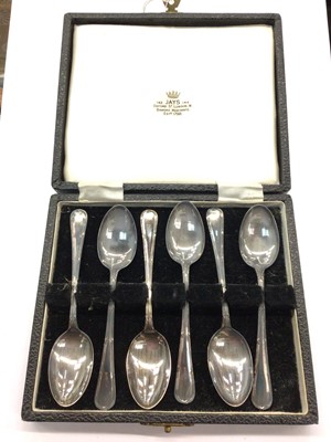 Lot 1076 - Set of six silver coffee spoons in a fitted case