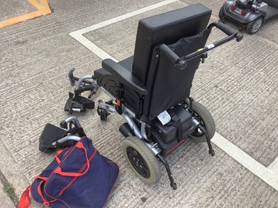 Lot 8 - Invacare Mirage power wheelchair