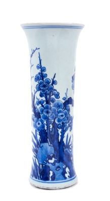 Lot 32 - Chinese blue and white beaker vase