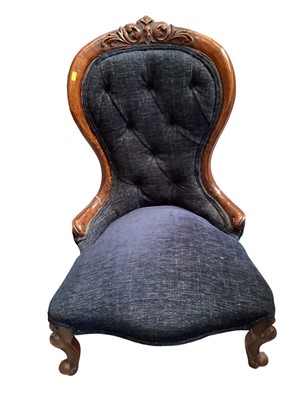 Lot 1222 - Victorian spoon back nursing chair with buttoned blue upholstery