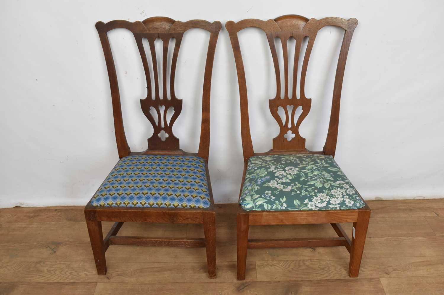Lot 1211 Pair of III oak nursing chairs