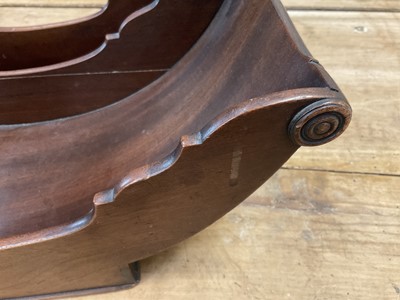 Lot 1273 - Georgian mahogany cheese coaster