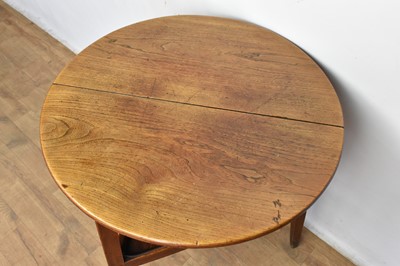 Lot 1382 - Good 18th century fruitwood cricket table