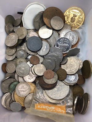 Lot 376 - Group of mixed coins