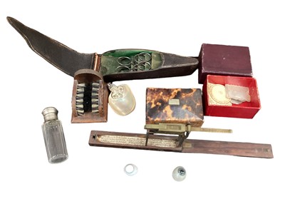 Lot 117 - Six glass eyes, tortoiseshell box, set of Guinea scales in original wooden case and sundry items