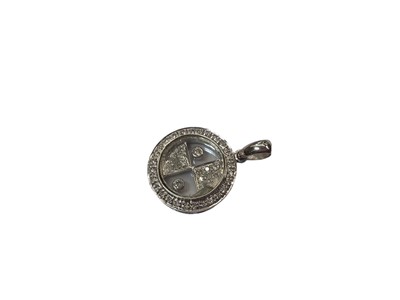 Lot 1064 - 9ct white gold diamond set circular pendant with glazed compartment containing loose diamonds, 16mm diameter