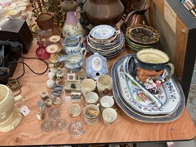 Lot 442 - Collection of 19th and later ceramics to include blue and white transfer printed wares, crested ware and other items.