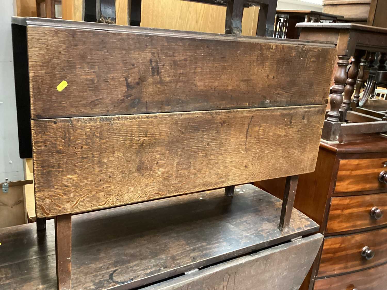 Lot 1273 - Antique oak drop leaf table, 94cm wide