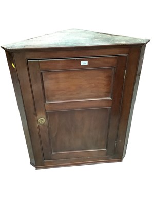 Lot 1365 - Antique oak corner cupboard