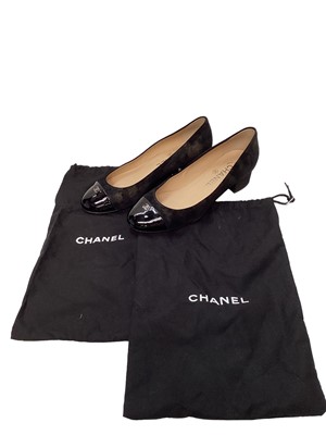 Lot 2080 - Chanel shoes in black velvet with gold finish, small block heel and CC logo on patent toe cap with soft dust bags.  Size 36 1/2.  Unworn