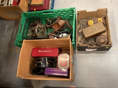 Lot 517 - Collection of vintage tins, stereoscopic viewers and sundry items.