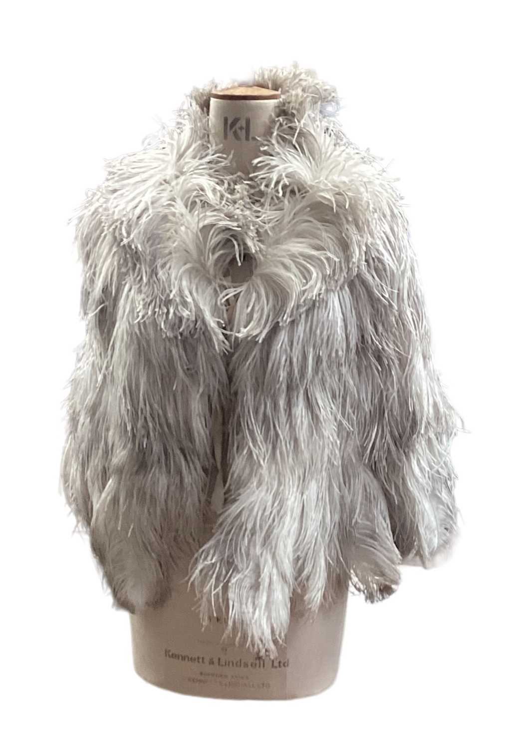 Lot 2113 - 1930's Ostrich feather cape and two fans.