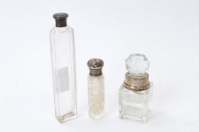 Lot 201 - Late Victorian silver mounted scent bottle, with cylindrical cut glass body (Birmingham 1896)