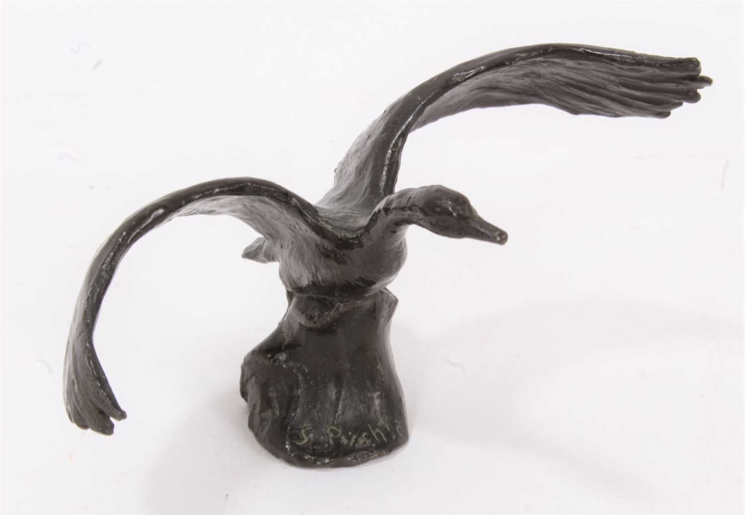 Lot 659 - Bronze sculpture of a goose