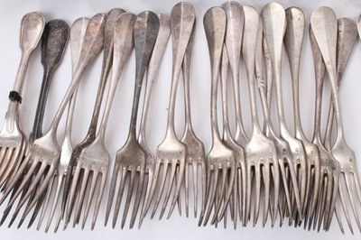 Lot 258 - Large selection of French Christofle silver plated flatware