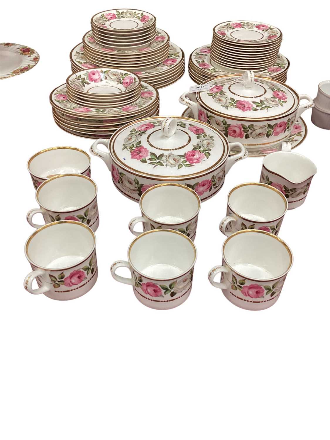 Lot 1136 - Royal Worcester service - Royal Garden pattern