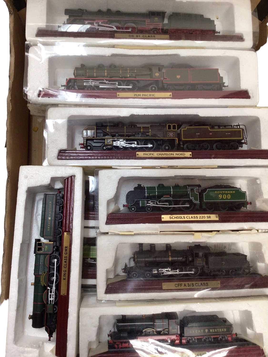 Lot 1805 - Selection of mounted OO gauge locomotive models (13)