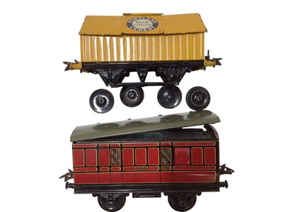 Lot 1827 - Hornby O gauge No.0 Passenger Train Set including clockwork LMS Maroon 0-4-0 tender locomotive withPullman coaches Marjorie & Viking, Hornby Series Snow Plough RS681, Guards Van RS663, Cement Wagon...