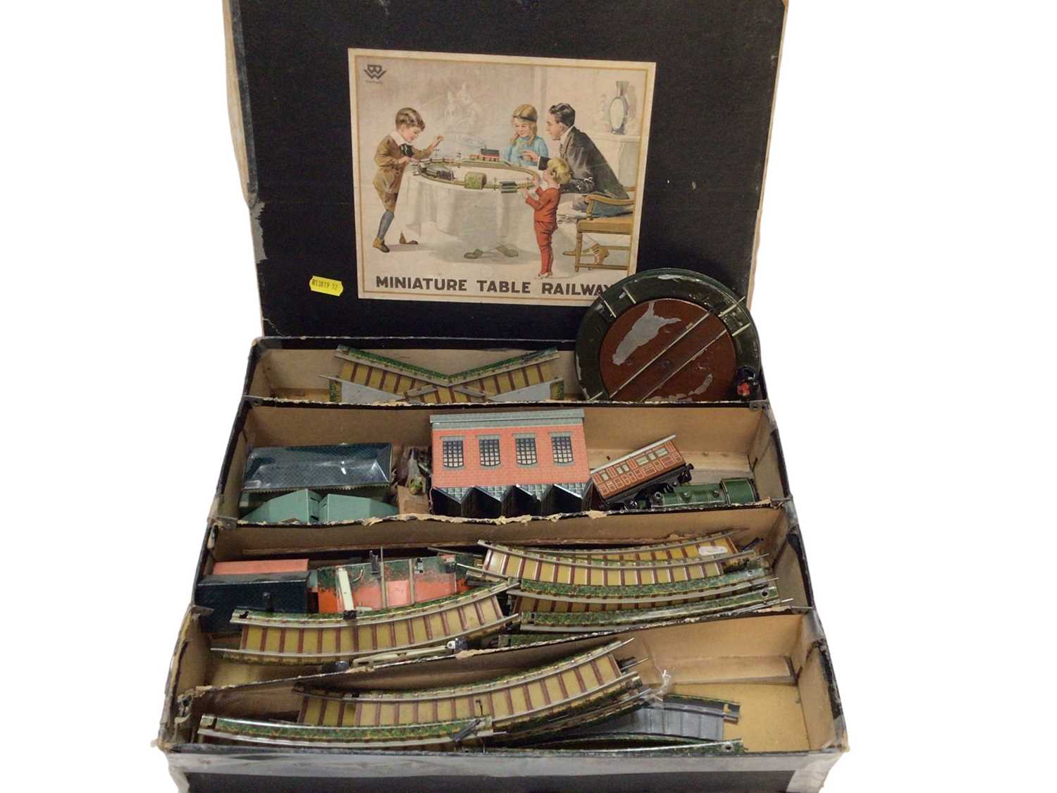 Lot 1833 - Boxed tinplate 'Miniature Table Railway'