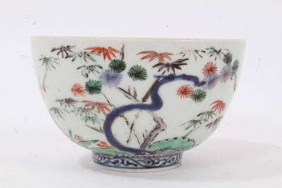 Lot 94 - Japanese porcelain bowl