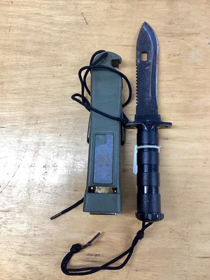 Lot 864 - 1960's Parachute Regiment Survival Knife