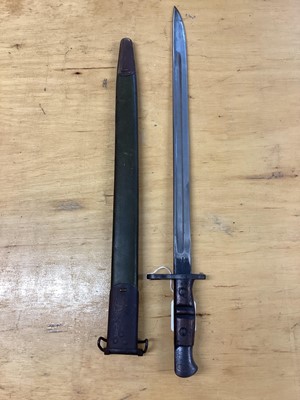 Lot 868 - First World War 1913 pattern Remington bayonet, stamped 3 16, in steel mounted leather scabbard