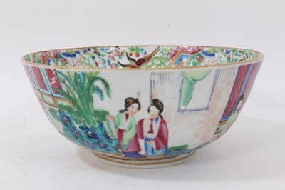 Lot 22 - 19th century Chinese famille rose bowl