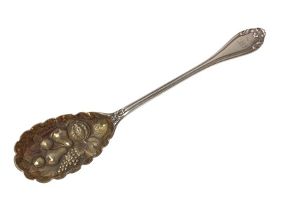 Lot 232 - Victorian silver gilt berry spoon, London 1845 (George Adams)