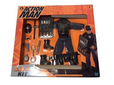 Lot 1872 - Action Man S.W.A.T. kit, Satelite Atak and parachute Strike, I'm original packaging, plus magazines and other accessories (qty)