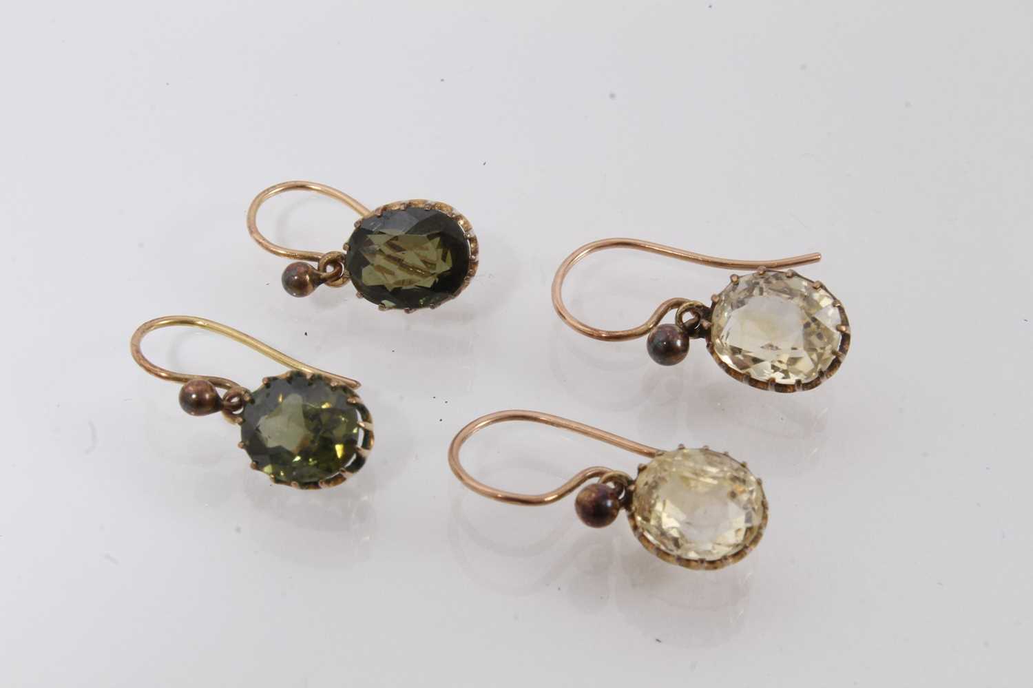 Lot 422 - Two pairs of Edwardian earrings