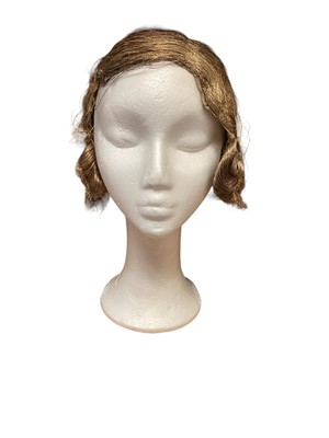 Lot 2145 - 1920s mannequin wig