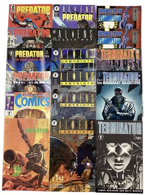 Lot 102 - Collection of Dark Horse Comics. (1989) Predator #1 and #4, (1993) Aliens Labyrinth 1-4, (1992) Robocop Vs The Terminator and others. Approximately 17 Comics