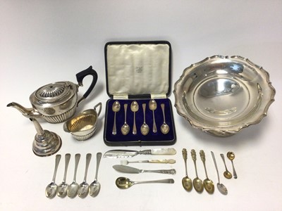 Lot 299 - Group of miscellaneous silver including flatware