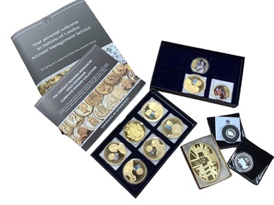 Lot 455 - G.B. - Hattons of London three tray sovereign cabinet (N.B. With irregular fitting top tray) 'Booklets on the Subject of Gold Sovereigns' - Complete Designs Collection' (N.B. Including Certificates...