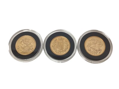 Lot 458 - G.B. - Mixed gold Sovereigns Elizabeth II to include 2000 UNC, 2002 UNC & 2005 UNC (3 coins)