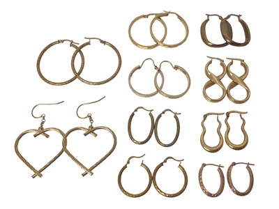 Lot 98 - Ten pairs of 9ct gold hoop earrings