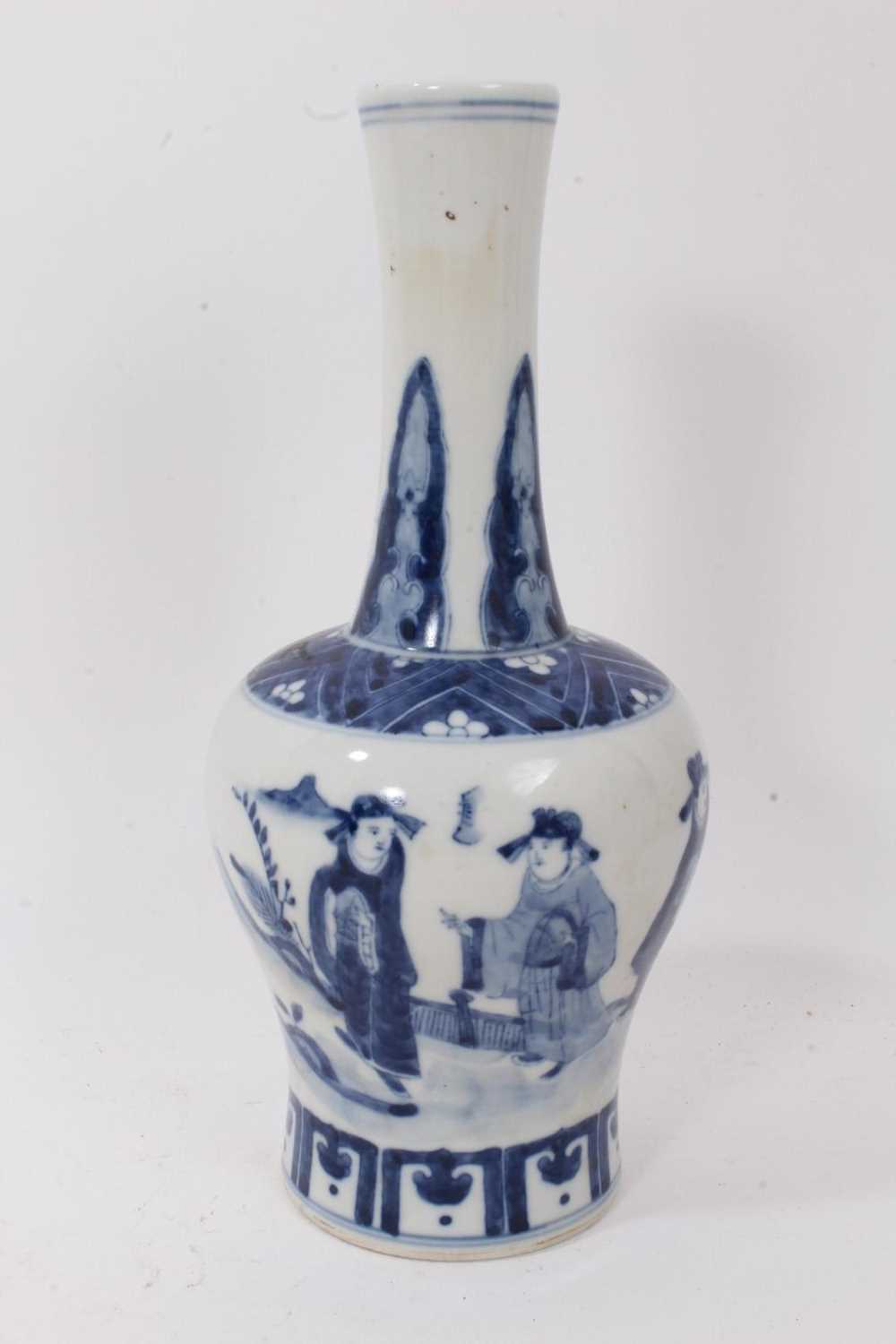 Lot 272 - Chinese blue and white bottle vase