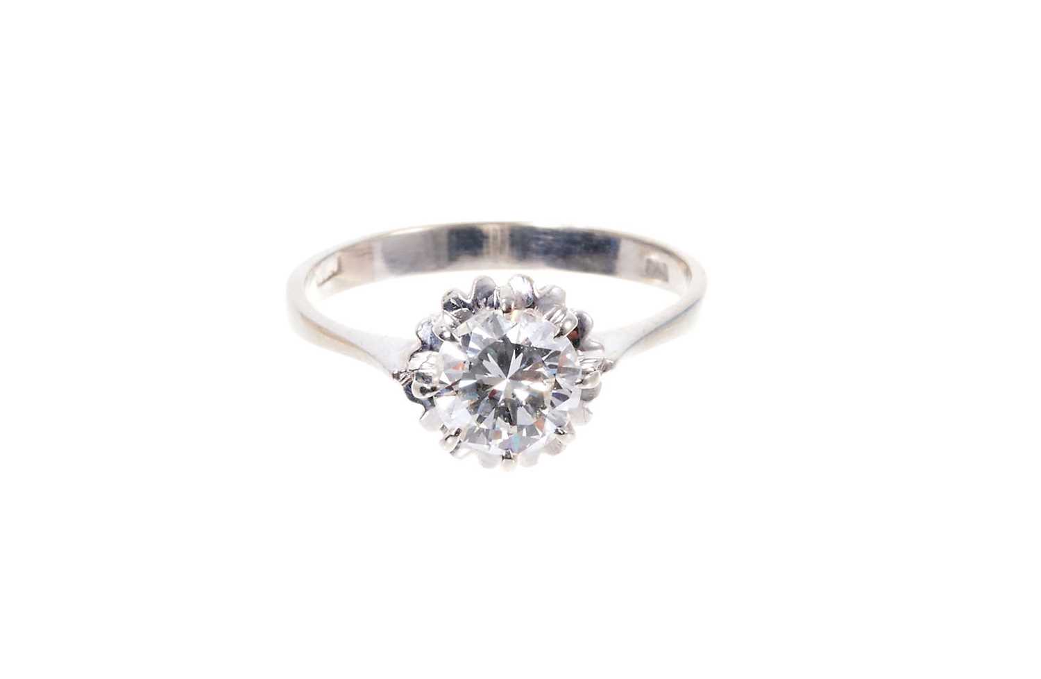 Lot 837 - Diamond single stone ring with a brilliant cut diamond estimated to weigh approximately 1ct, in platinum setting