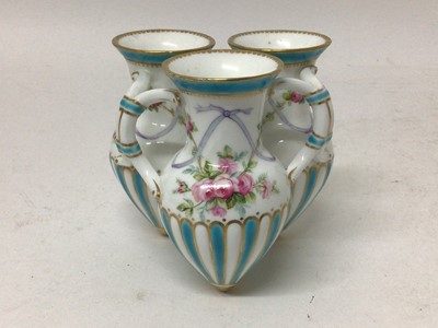 Lot 28 - Victorian Minton porcelain triple vase