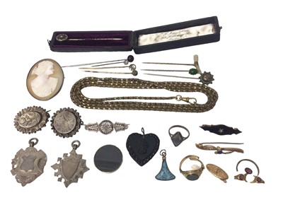 Lot 141 - Group of antique and later jewellery